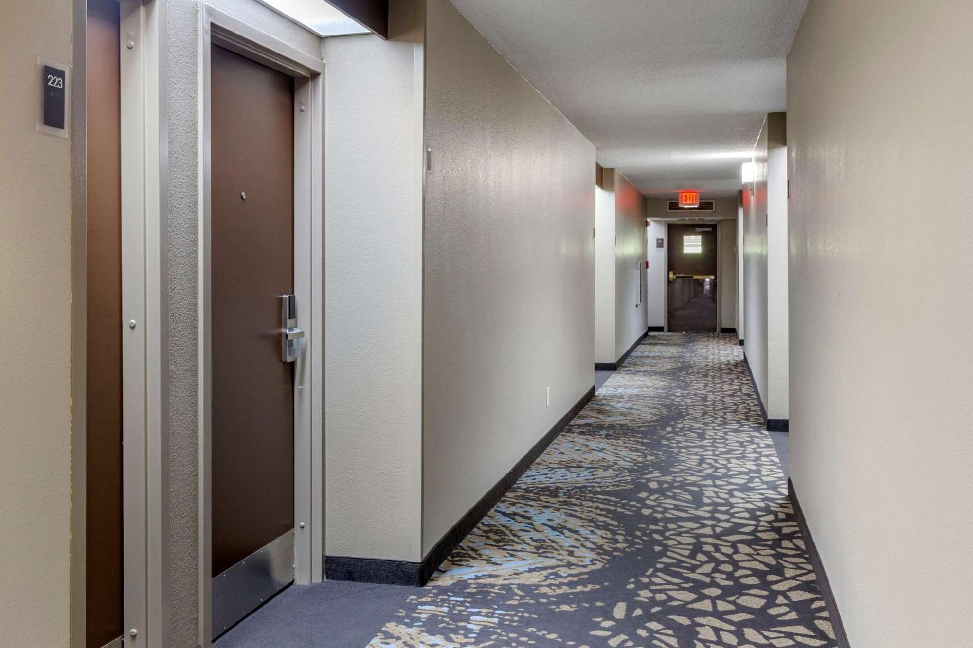 Sleep Inn Fayetteville I-95 מראה חיצוני תמונה
